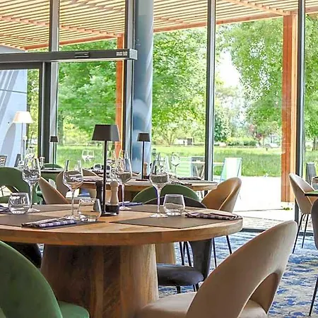 Adonis Du Hotel 3*