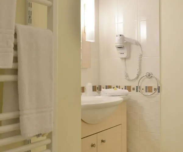 Hotel Adonis Du 4*